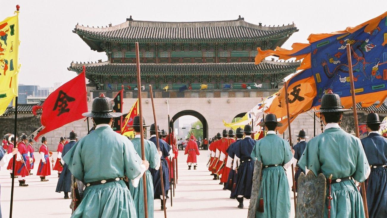 Gyeongbukgung Palace - Changing Guard