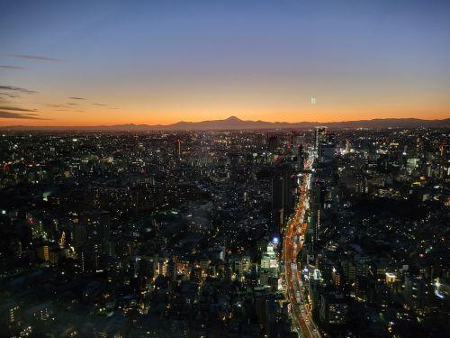 Tokyo bei Nacht