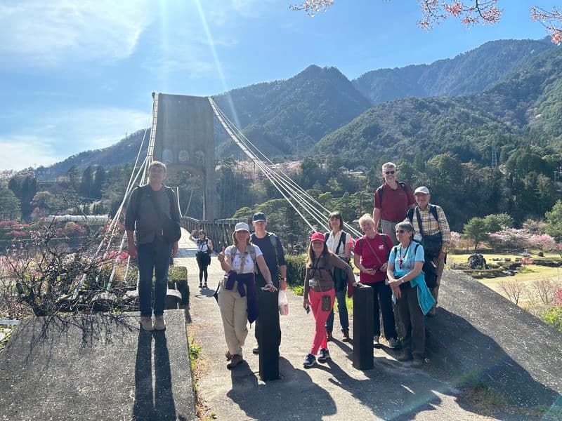 In Nagiso, bei der Brücke Momosuke